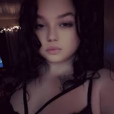 oh hell na😭 you chose to serve children id pray so u can help them. we  serve to survive and survive off tips primarily. i make $3.25 an hour  bitchhhhhh if u