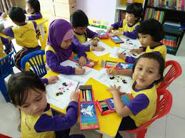 Lembaran kerja menulis alat tulis. Minggu 12 Tema Hobi Saya Smarties Kindergarten Facebook