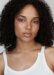 Kiara Morris's Instagram, Twitter & Facebook