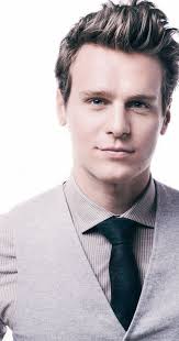 Jonathan Groff