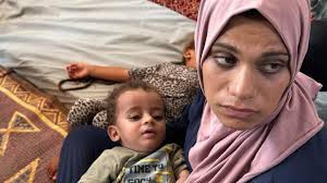 Skräck för poliovirus i #Gaza . @Expressen i tältet där det första  konstaterade fallet lever. Www.Expressen.se