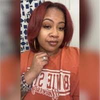 Yvette Graves's Instagram, Twitter & Facebook