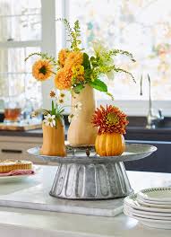 Gorgeous Fall Table Decor Featuring The Season S Best Produce Fall Table Decor Farmhouse Fall Decor Fall Decor Diy