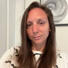 Marjorie Cote's Instagram, Twitter & Facebook