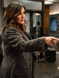 See more at law and order svu season 17 episode 8 melancholy pursuit sneak peek #2. Law Order Svu Season 22 Episode 8 Review The Only Way Out Is Through Tv Fanatic