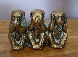 See No Evil Hear No Evil Speak No Evil Monkeys Figurines Vintage Three Brass Monkeys Speak No Evil See No Evil And Hear No Evil Three Charming Solid Brass Monkeys Figures Peerage Bras Brass Monkey Monkey Vintage