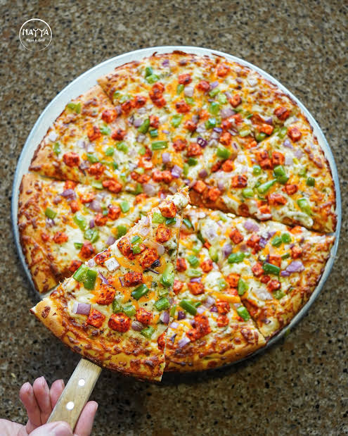 Spl Paneer Pizza (Large)