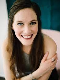 Meredith Derks's Instagram, Facebook & TikTok