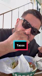 Nestor Lopez✌🏼 (@nestorlopezz89)