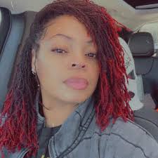 I finally saw all 3 of Mia's babies today. This little skinny one has no  fear.