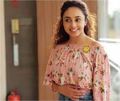 Pearle maaney is an indian film actress. Pearle Maaney Biography Height Life Story Super Stars Bio