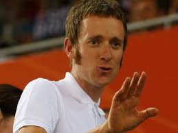 Victoria Pendleton and GB pursuit team win gold: Olympic cycling