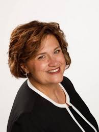 AEM HALL OF FAME INDUCTS MARY ANDRINGA OF VERMEER CORP.