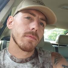 who can do a stretch and seam