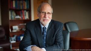 Retired St. Jude Children's Research Hospital clinical director and  executive vice president, Dr. Larry Kun, dies