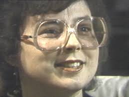 Enfant : XIe siècle, latin 'Infans' «qui ne parle pas»