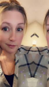 Eva Bourland (@evabourland0)