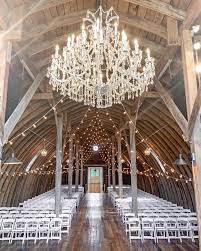 Best Barn Venues In America Minnesota Wedding Venues Barn Wedding Venue Ceremony Backdrop