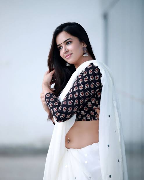 images?q=tbn:ANd9GcQbWdj4-c6NnEmSaHU6f1f