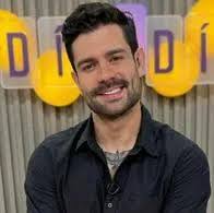 Diego Vanegas's Instagram, Twitter & Facebook