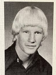 It breaks my heart to let you know that our beloved classmate Dave Farner  passed away. He worked so hard