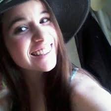 Elsa Gillespie (@heyheyitselsa)