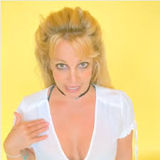 Ekaterina koltunova red carpet interview. Britney Spears Conservatorship Hearing Postponed Due To Fans