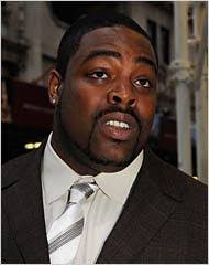 The Bears' Tank Johnson Is Suspended by the N.F.L.