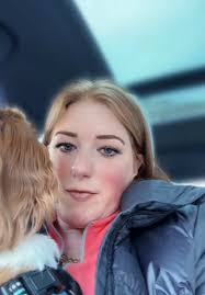 Please everyone go give REAL @Imbewitchedbysara a follow. Let’s help get  all her old followers from her old account onto her new account. Block and  report any other accounts that try to add & message ...