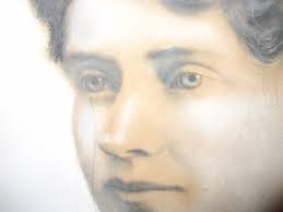 This is NOT Lizzie Borden