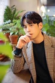 아스트로/차은우 차은우 쌩얼은 찐이다 (eunwoo no makeup moments). ì¸í„°ë·° êµ¬í•´ë ¹ ë°•ê¸°ì›… ì°¨ì€ìš° ì‚´ê°€ìš´ í›„ë°° ì•ˆ ì˜ˆë»í•  ì´ìœ  ç„¡ ì¤'ì•™ì¼ë³´