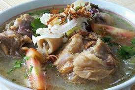Bakso atau baso adalah jenis bola daging yang lazim ditemukan pada masakan indonesia. Resep Masakan Sop Kaki Kambing Dan Sop Kaki Sapi Resep Masakan Sederhana Indonesia