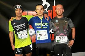 Le Telegramme Trail Trail Du Pain Chaud A Lanfains Mathias Fouquet Dans Le Final