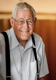 Jazzy and snazzy, 97-year-old band singer keeps the beat