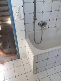 Wir setzen den duscheinbau dabei ganz nach ihren bedürfnissen um. Badewanne Raus Dusche Rein Sanitar Krucker Ag