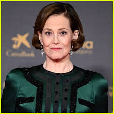 Sigourney Weaver Addresses Age Gap Concerns Over 'Avatar: Fire and Ash'  Kiss Scene