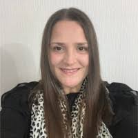 Kim Sines's Instagram, Twitter & Facebook