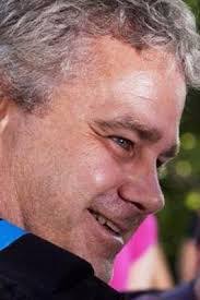 Jonathan Brett's Instagram, Twitter & Facebook