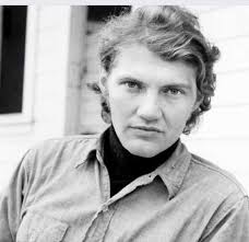 Actor Andrew Robinson's career and biography