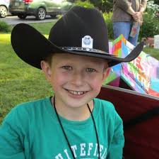 Who can do tile repair and replacement in Roanoke?