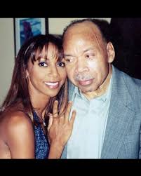It's #worldparkinsonsday shouting out my late daddy Matthew Robinson who  diagnosed at just 46 lost his #YoungOnsetParkinsonsdisease battle in 2002  at 66…🙏🏽💙 AND sending huge love to my superhero big bro @mattrobinson432