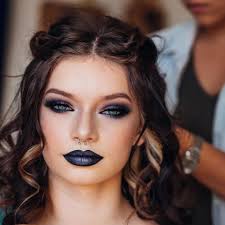 Feelin' Witchy 🖤 Absolutely obsessed with these pictures captured by the  talented Lucy Cutler Photography Thank you for asking me to be a part of  this shoot, I loved every second of