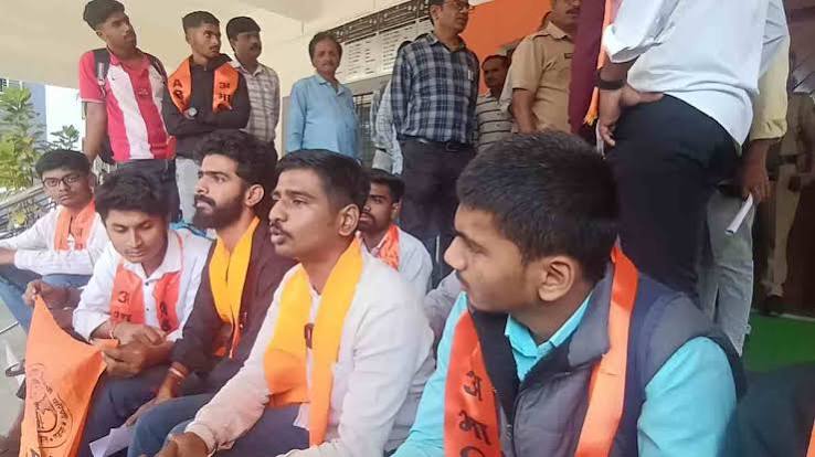साताऱ्यातील वसतिगृहात विद्यार्थिनीची आत्महत्या; पोलिसांचे मोठे पाऊल