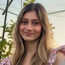 Talar Ohanian's Instagram, Twitter & Facebook