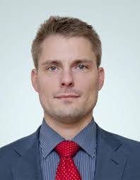 Ron Muller's Instagram, Twitter & Facebook