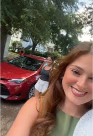 Alyssa Gray (@alyssagrayy)