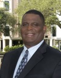 Port Arthur keeps 3 incumbents, ousts 1