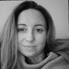 Francesca Dudley's Instagram, Twitter & Facebook