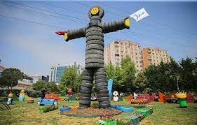 Geri dönüşüm için sahada tam kadro. Bu Park Digerlerinden Farkli