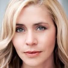 Heather Beers's Instagram, Twitter & Facebook